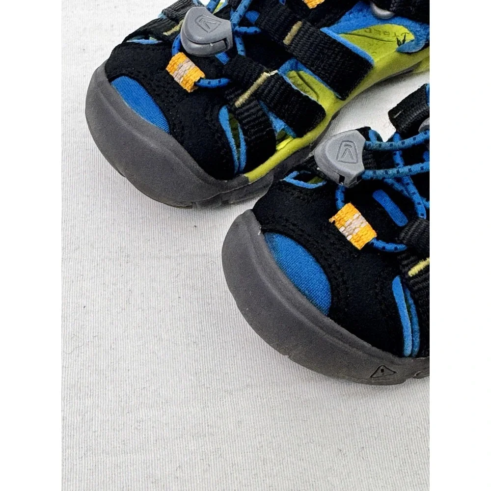 Keen Little Kids' Seacamp II CNX Sandal Waterproof Black Blue Size 9